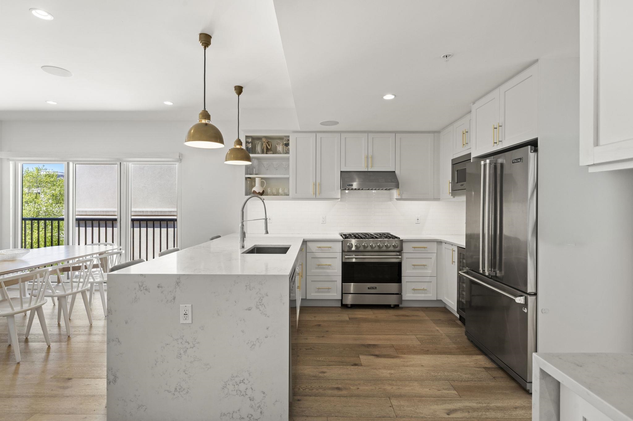 722 JEFFERSON ST Unit: 5C