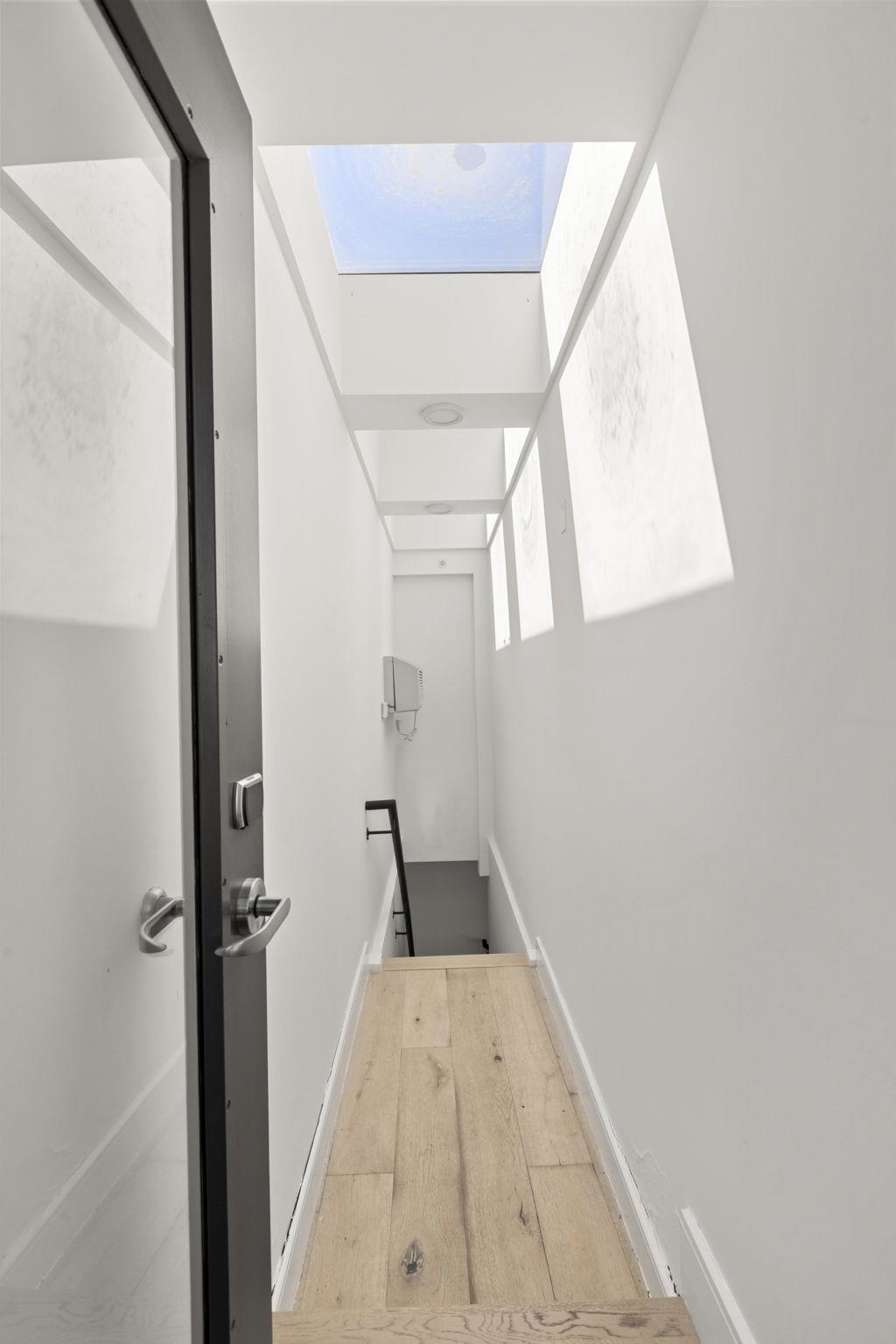 722 JEFFERSON ST Unit: 5C