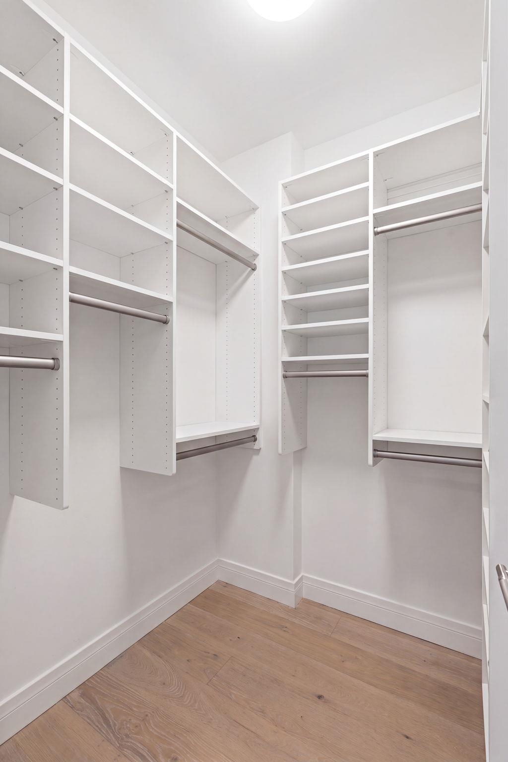 731 CLINTON ST Unit: 31