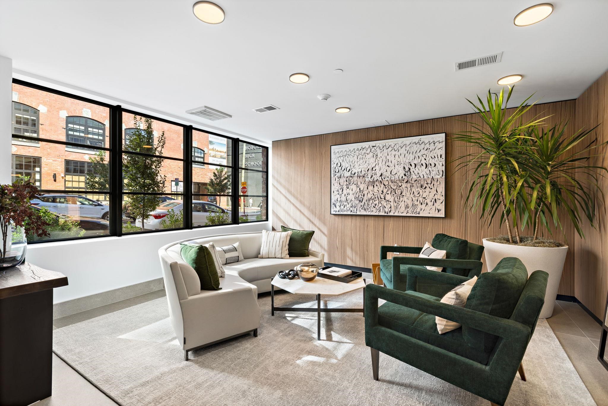 731 CLINTON ST Unit: 31