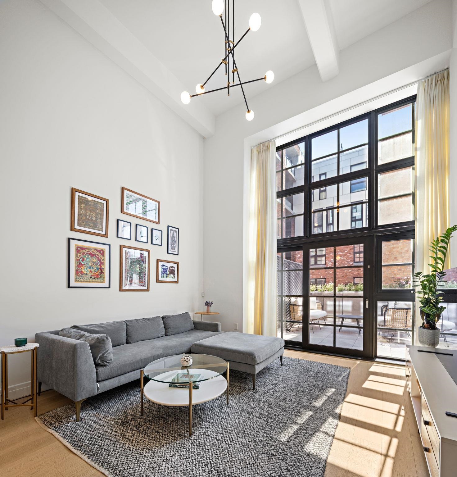 720 CLINTON ST Unit: 213