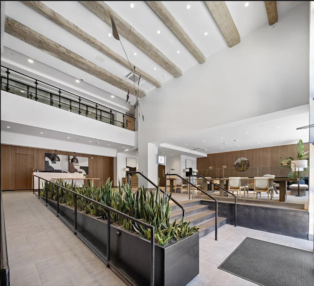 720 CLINTON ST Unit: 213