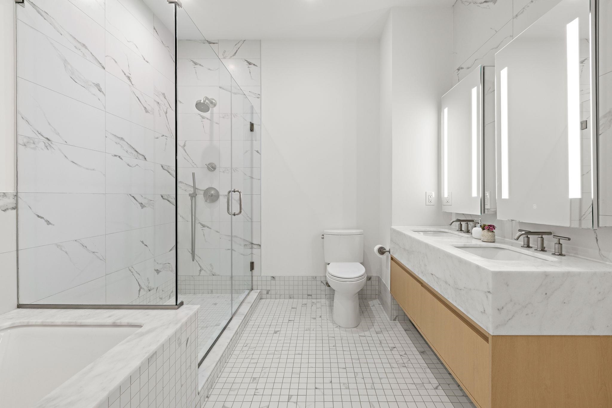 720 CLINTON ST Unit: 213