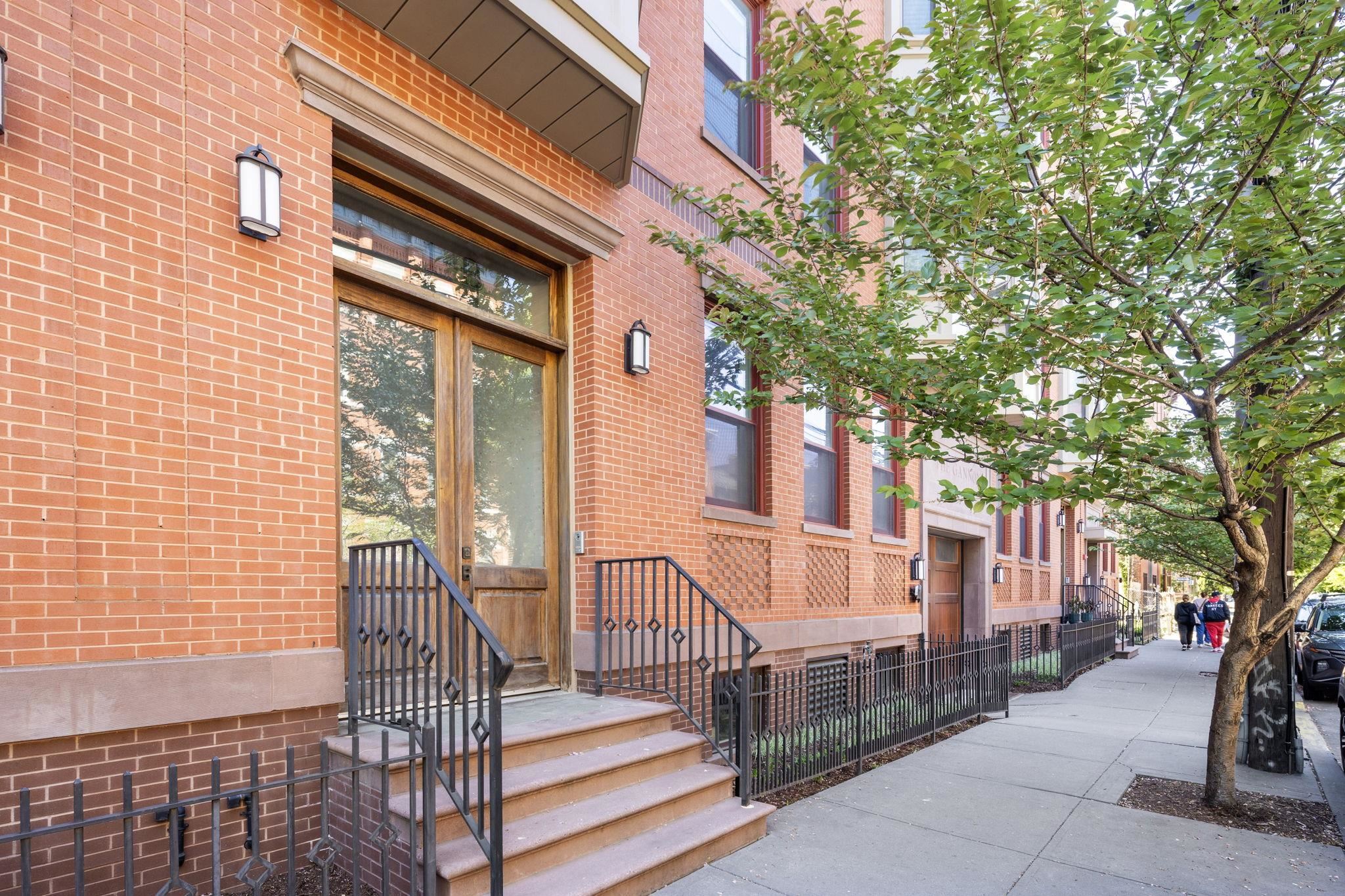 231 1ST ST