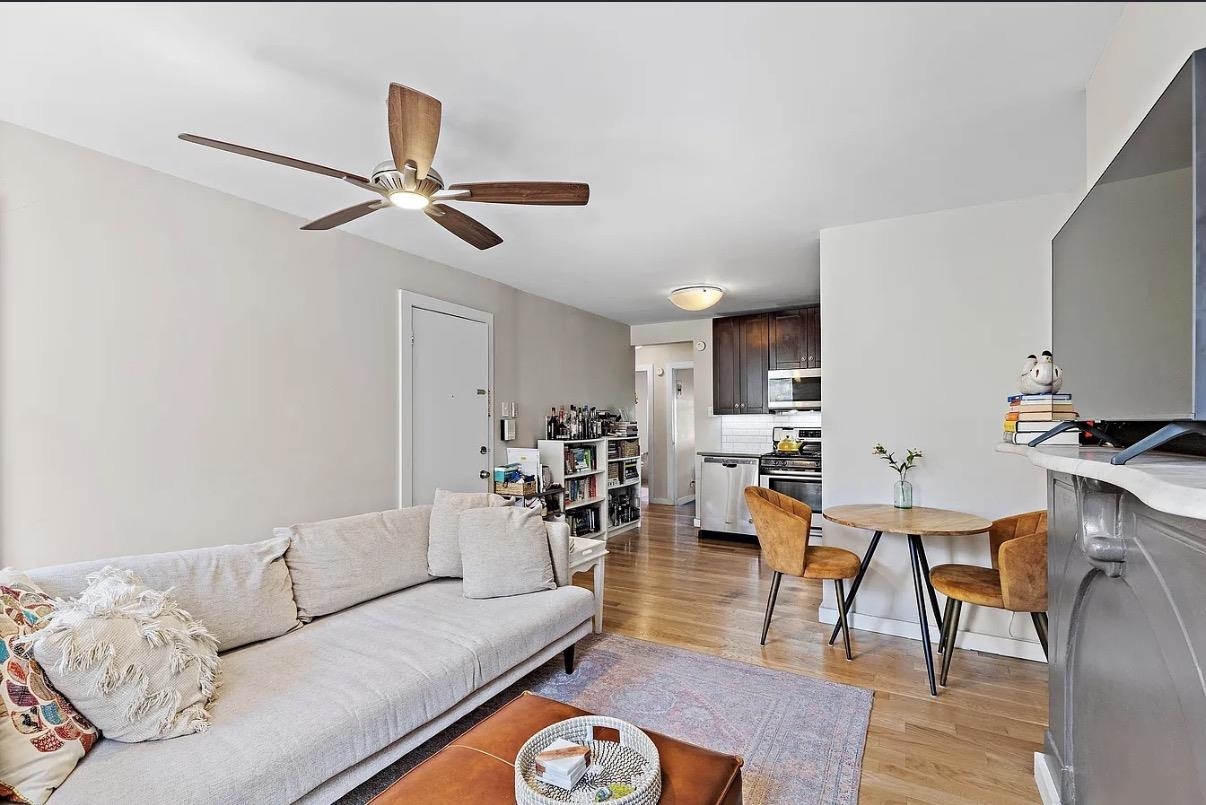 214 GRAND ST Unit: 2