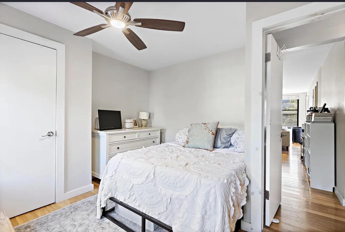 214 GRAND ST Unit: 2