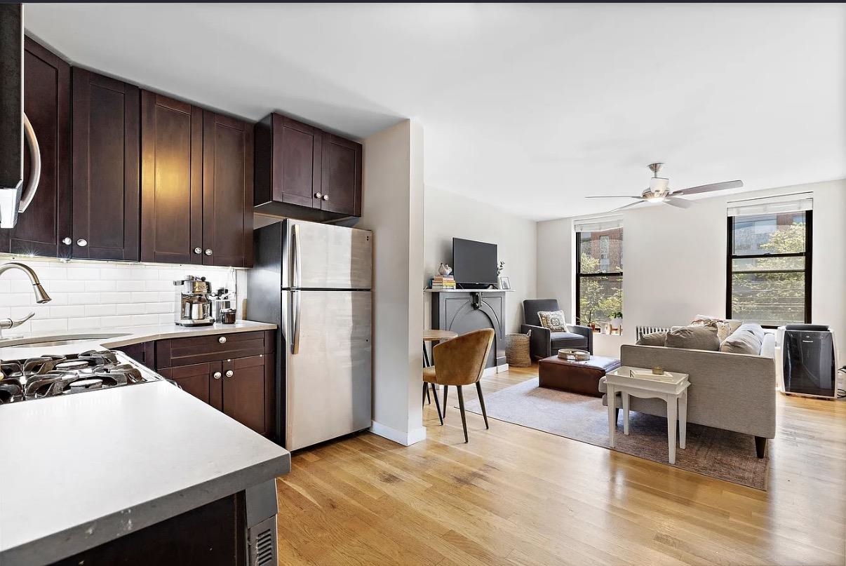 214 GRAND ST Unit: 2