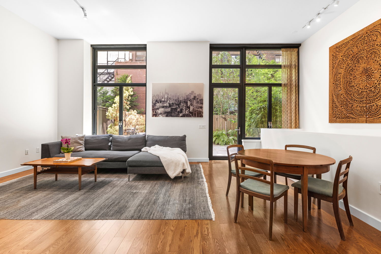 50 W 15TH Street 1E