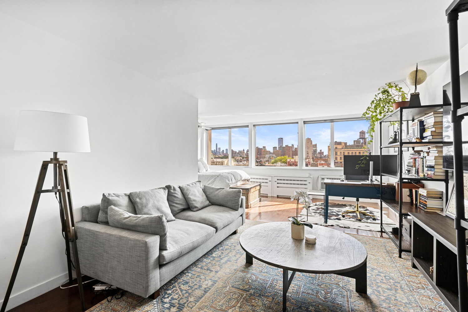 333 E 14TH Street 9G