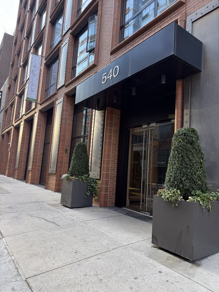 540 W 28TH Street 3B