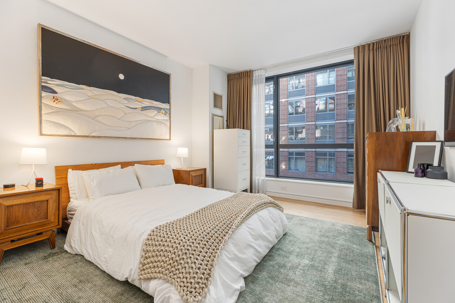 540 W 28TH Street 3B