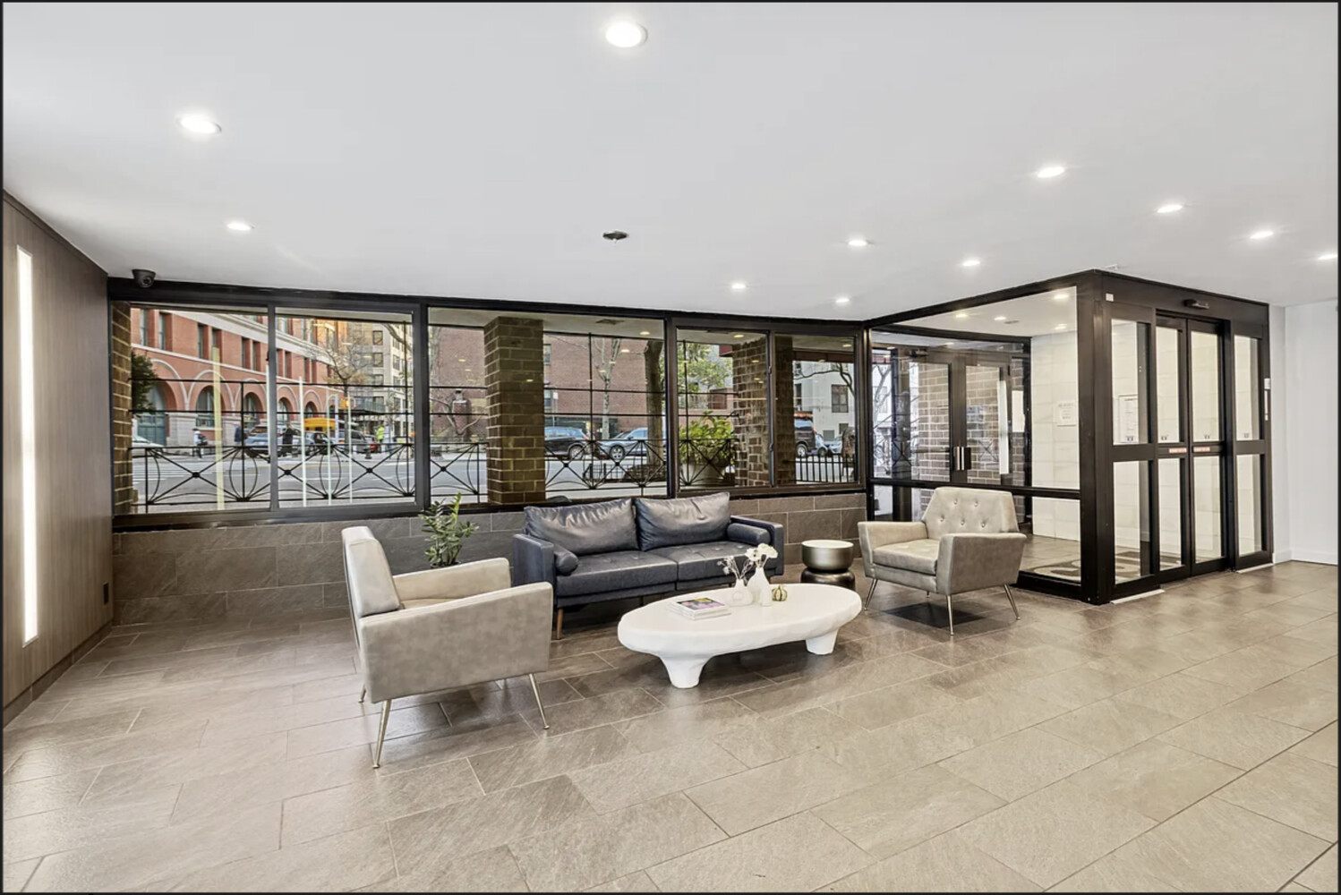 165 CHRISTOPHER Street 3KL
