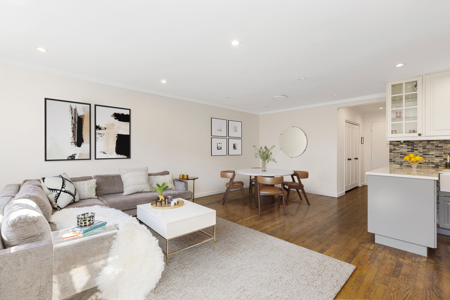 165 CHRISTOPHER Street 3KL