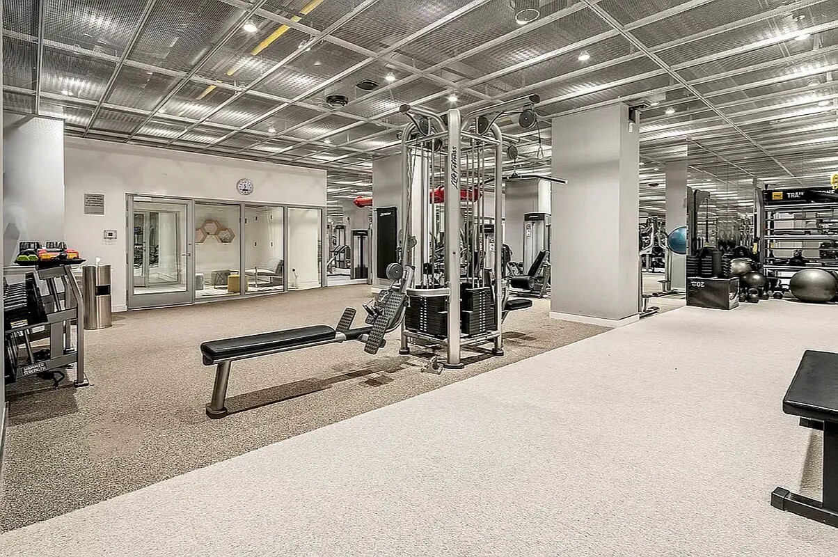 200 E 66TH Street D102