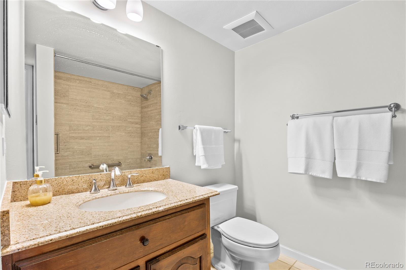 4605 S S Yosemite Street Unit: 301