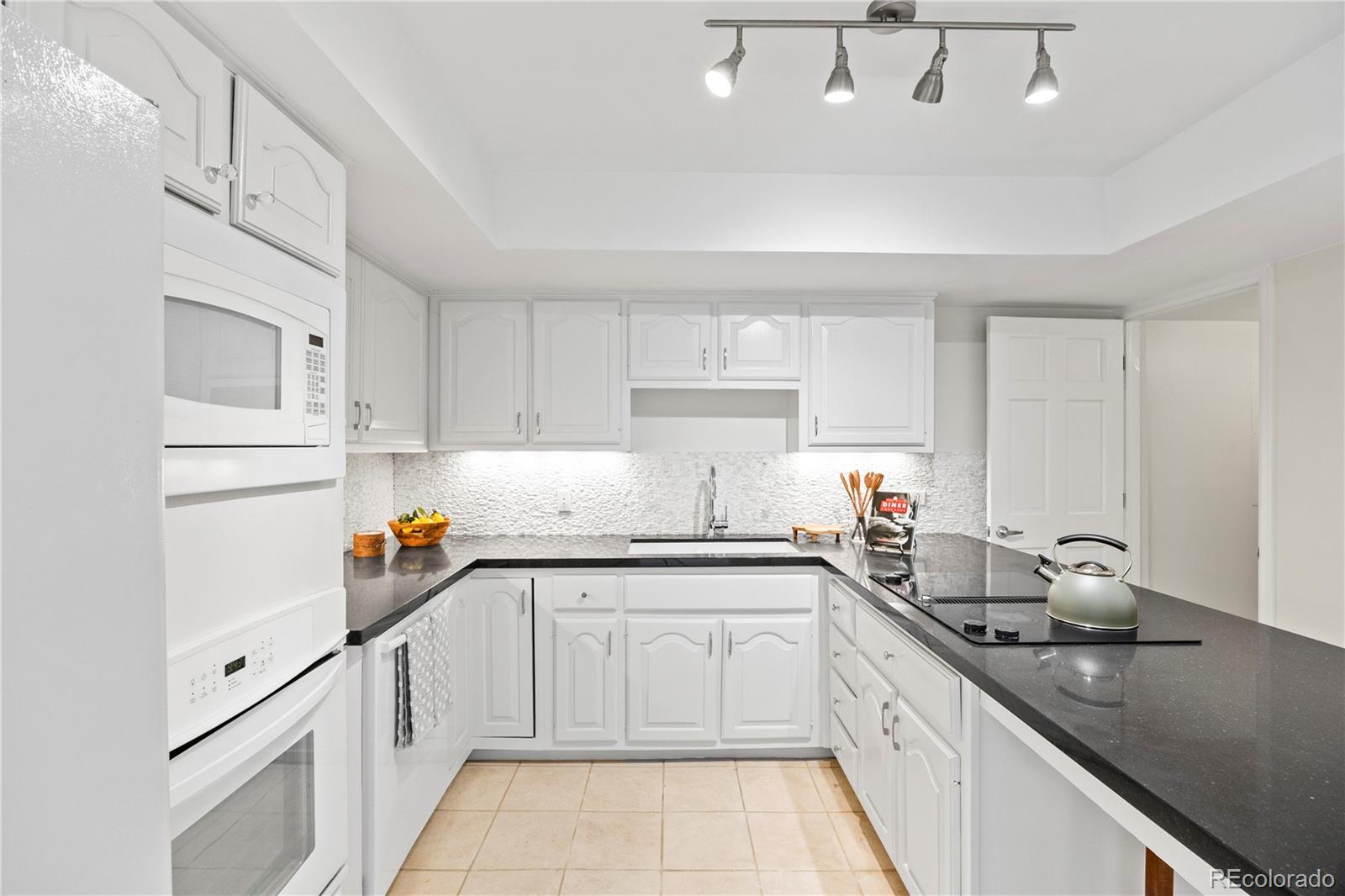 4605 S S Yosemite Street Unit: 301