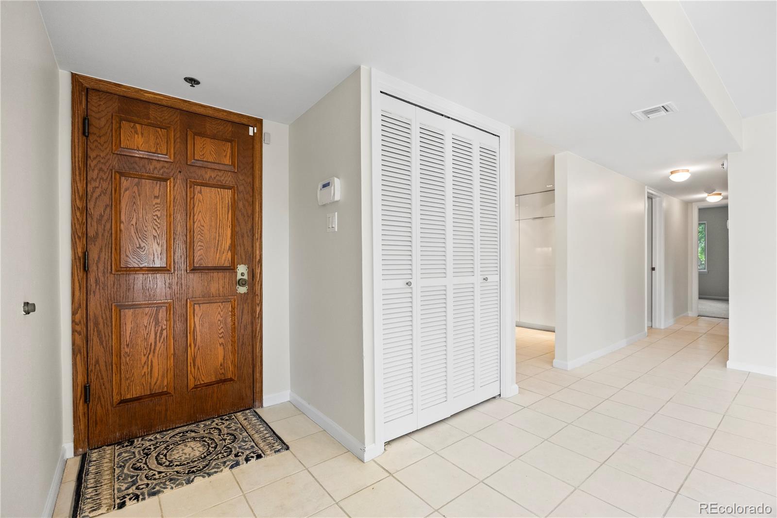 4605 S S Yosemite Street Unit: 301