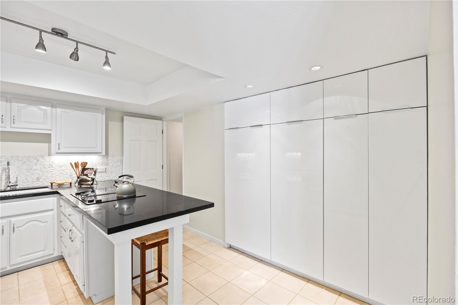 4605 S S Yosemite Street Unit: 301