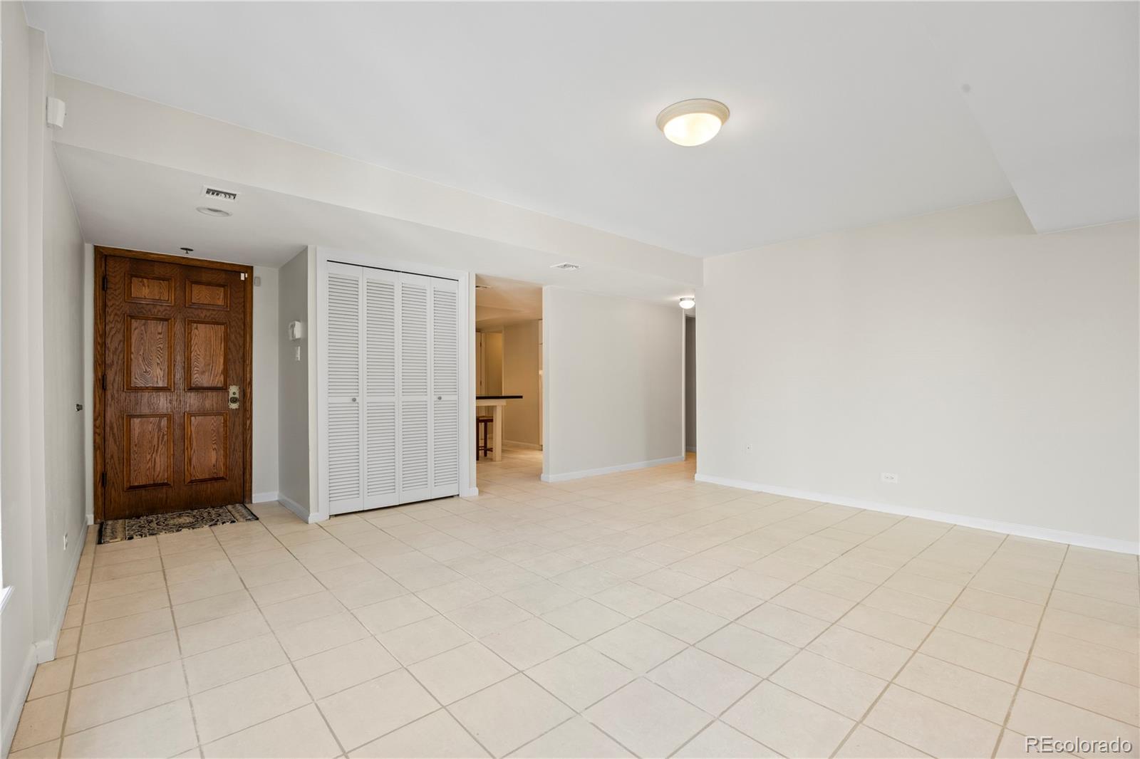 4605 S S Yosemite Street Unit: 301