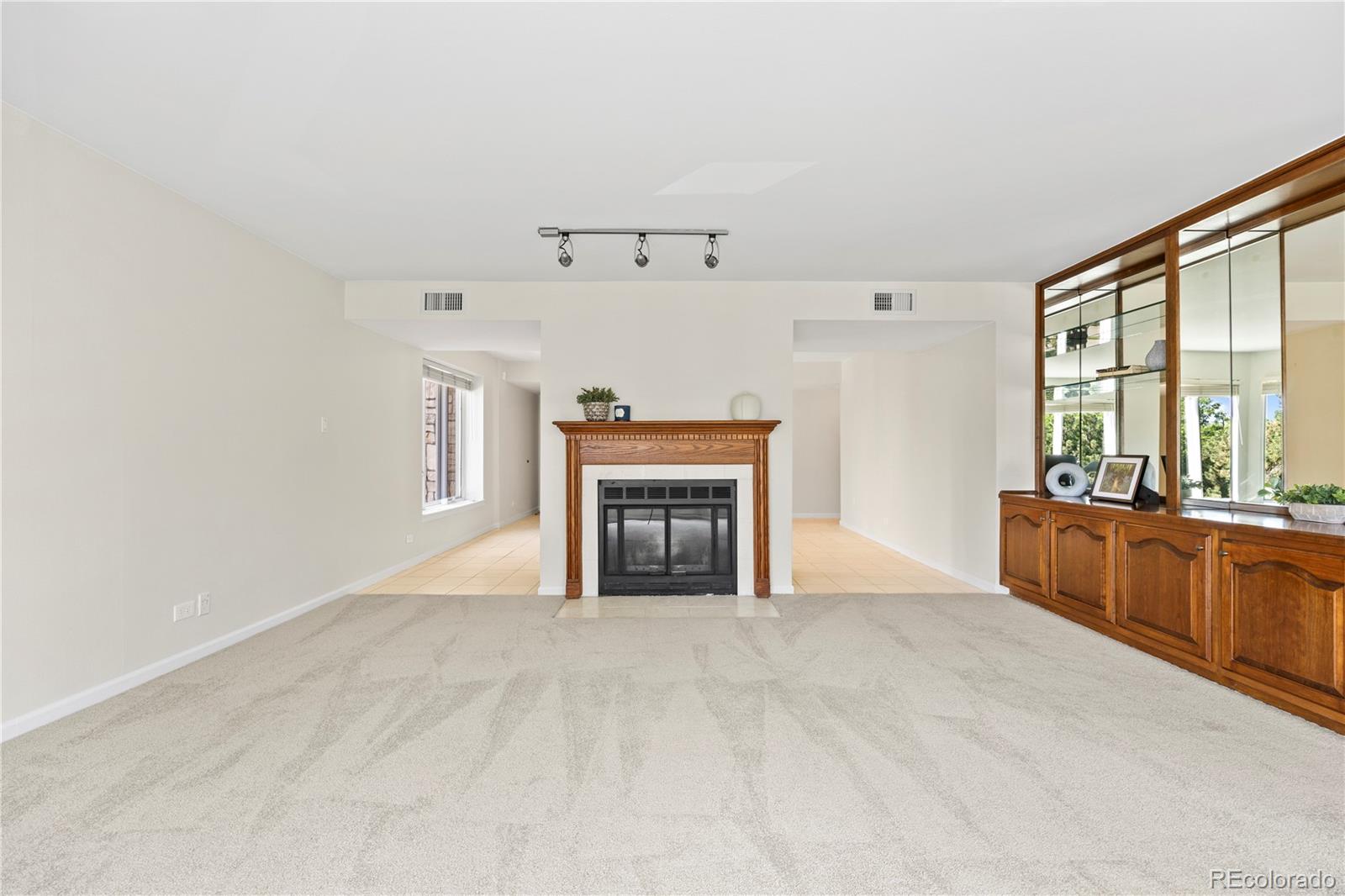 4605 S S Yosemite Street Unit: 301