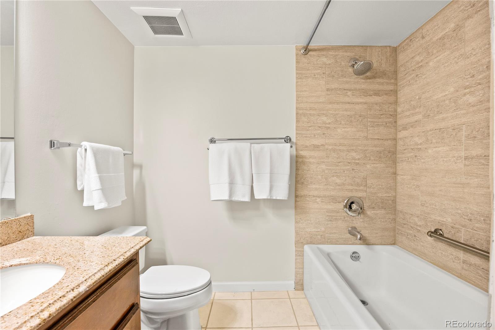 4605 S S Yosemite Street Unit: 301