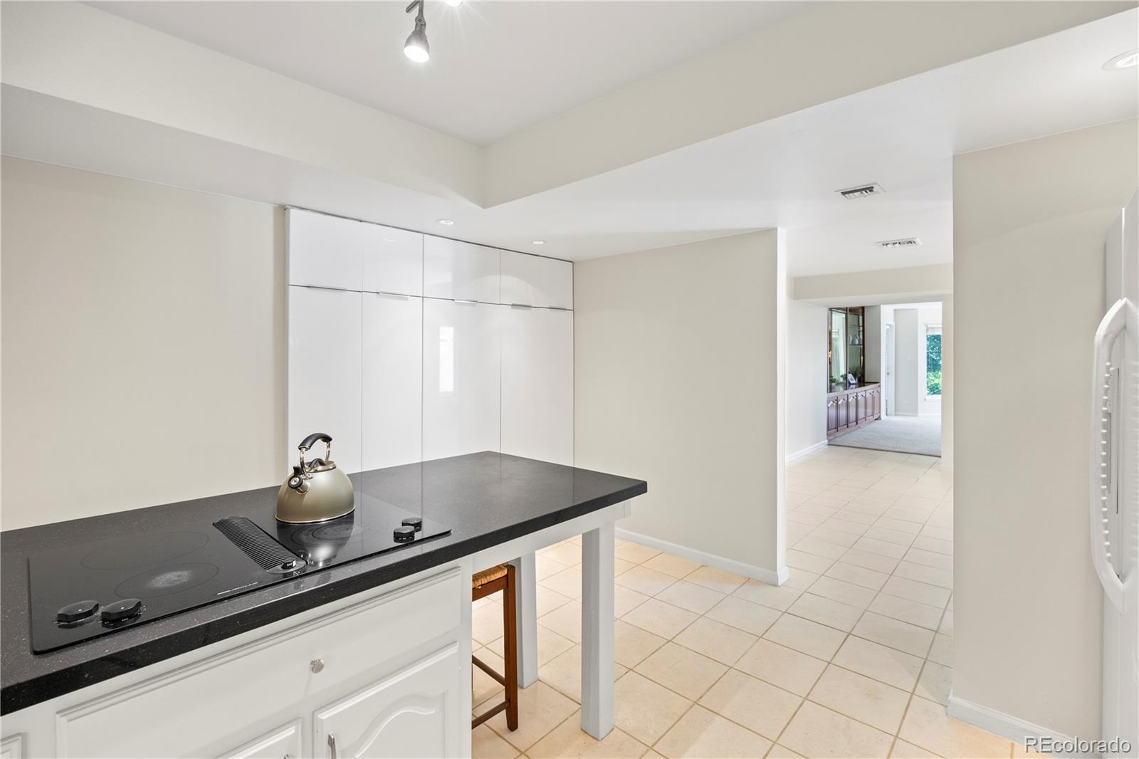 4605 S S Yosemite Street Unit: 301