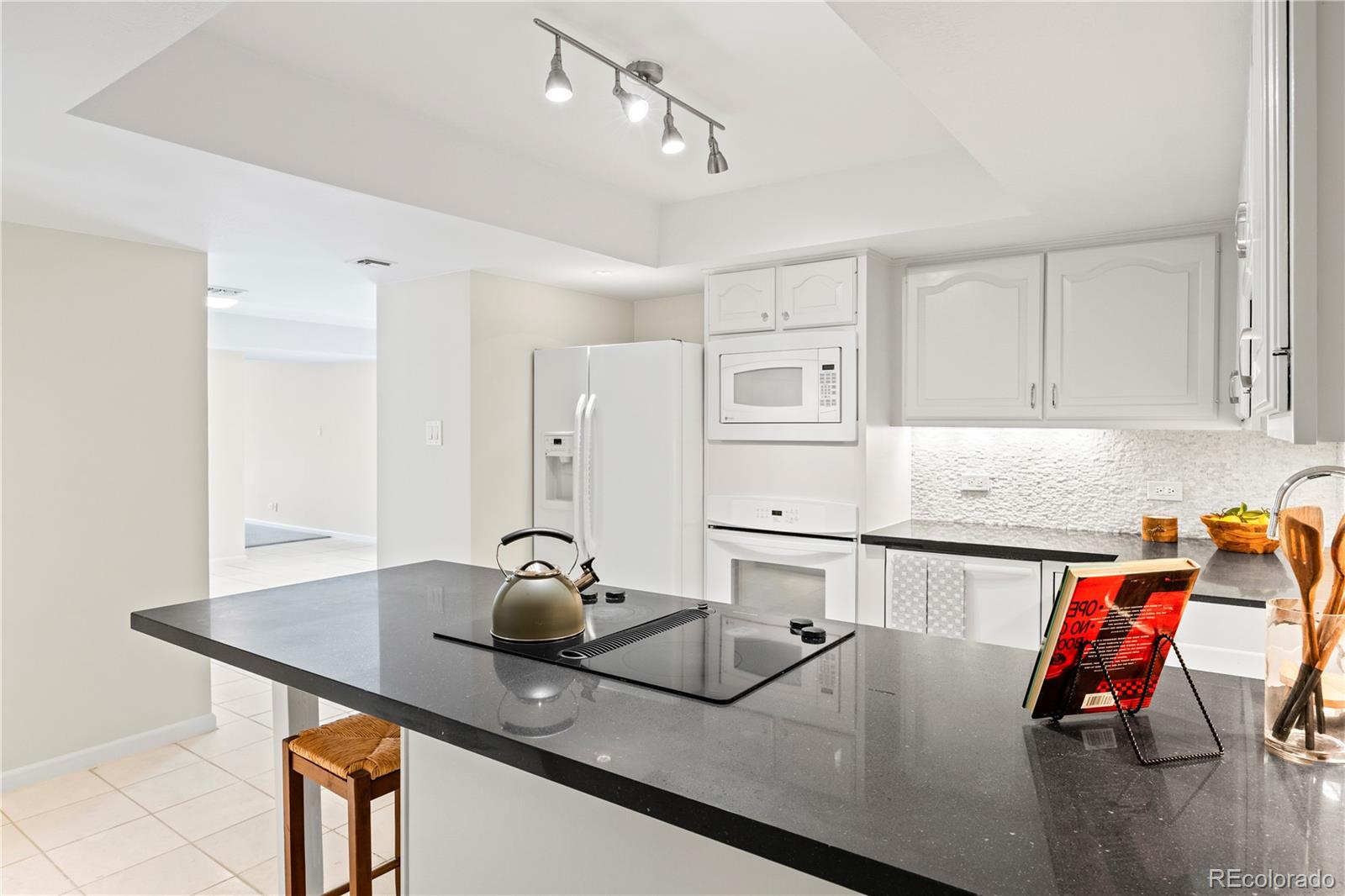 4605 S S Yosemite Street Unit: 301