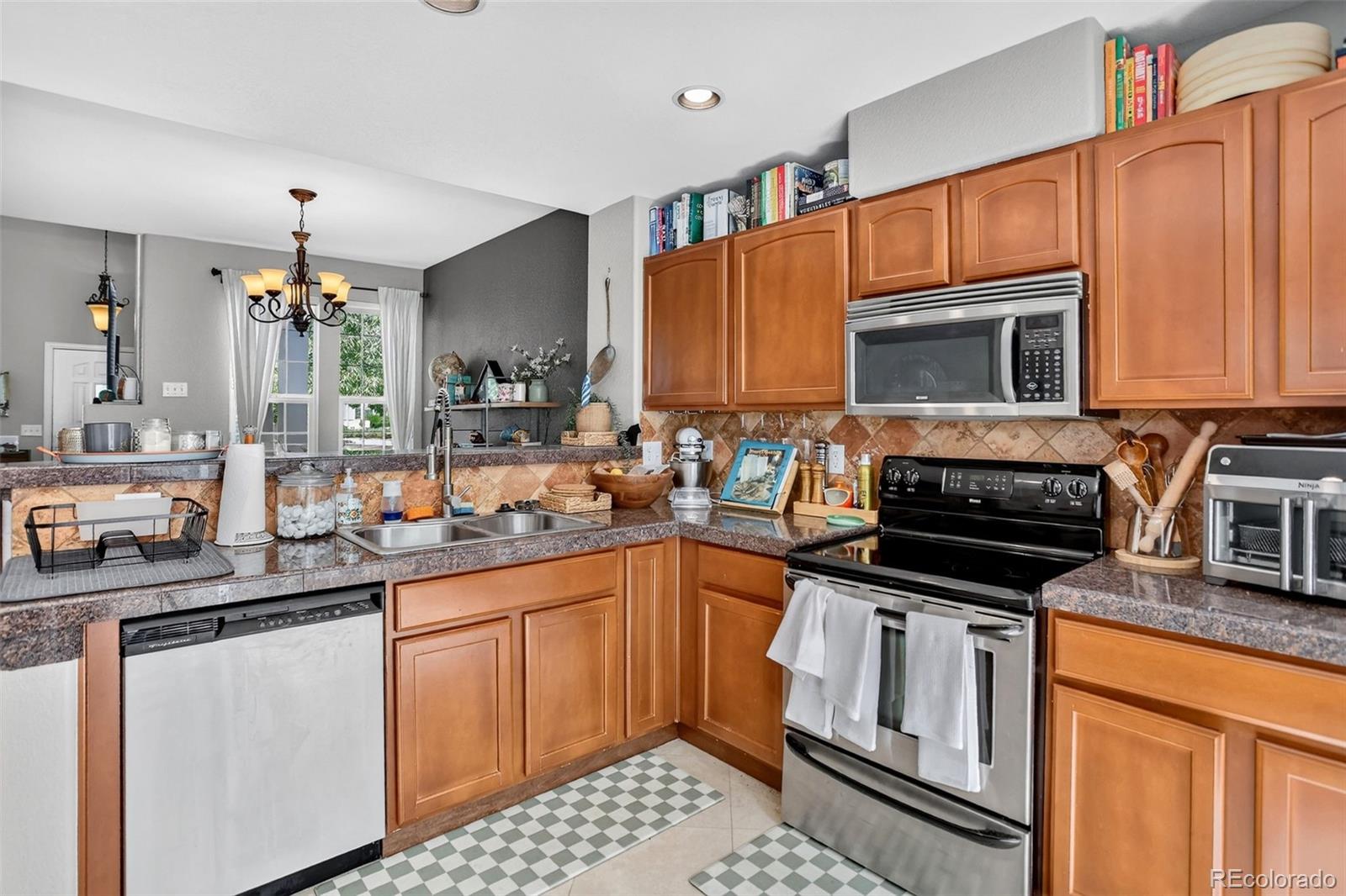 8300 Fairmount Drive Unit: SS103