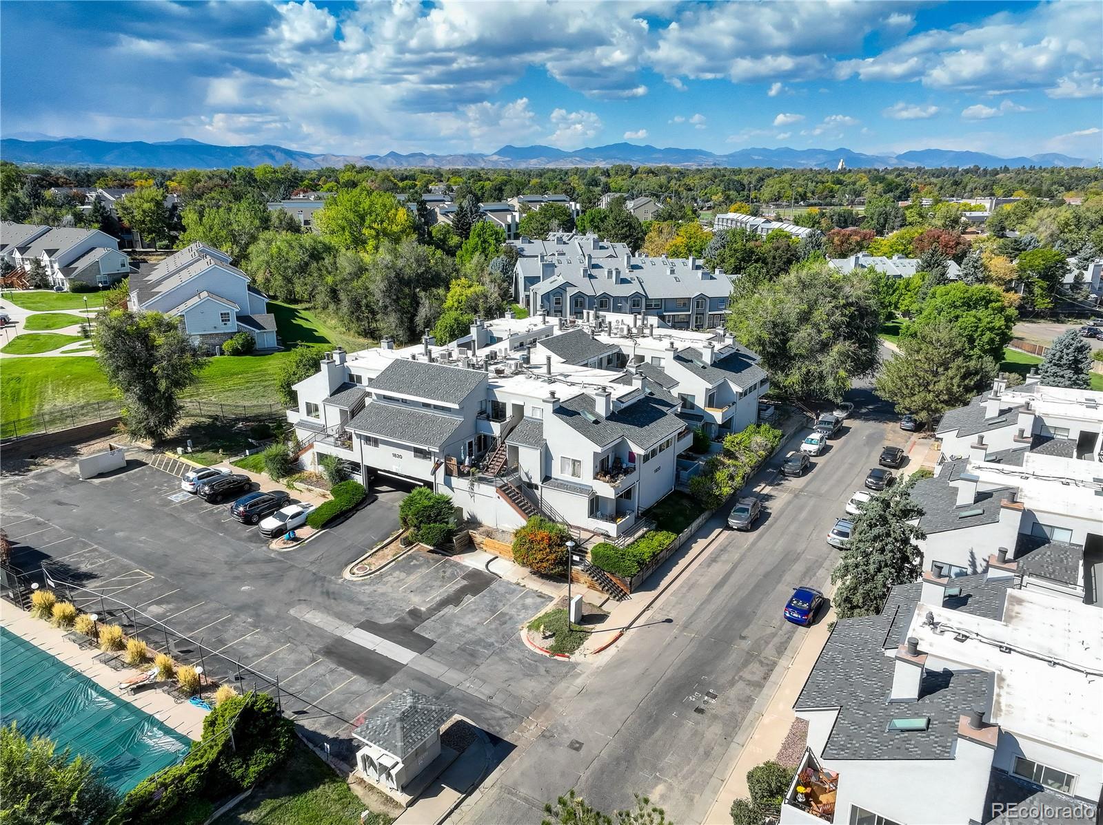 1820 Newland Court Unit: 213