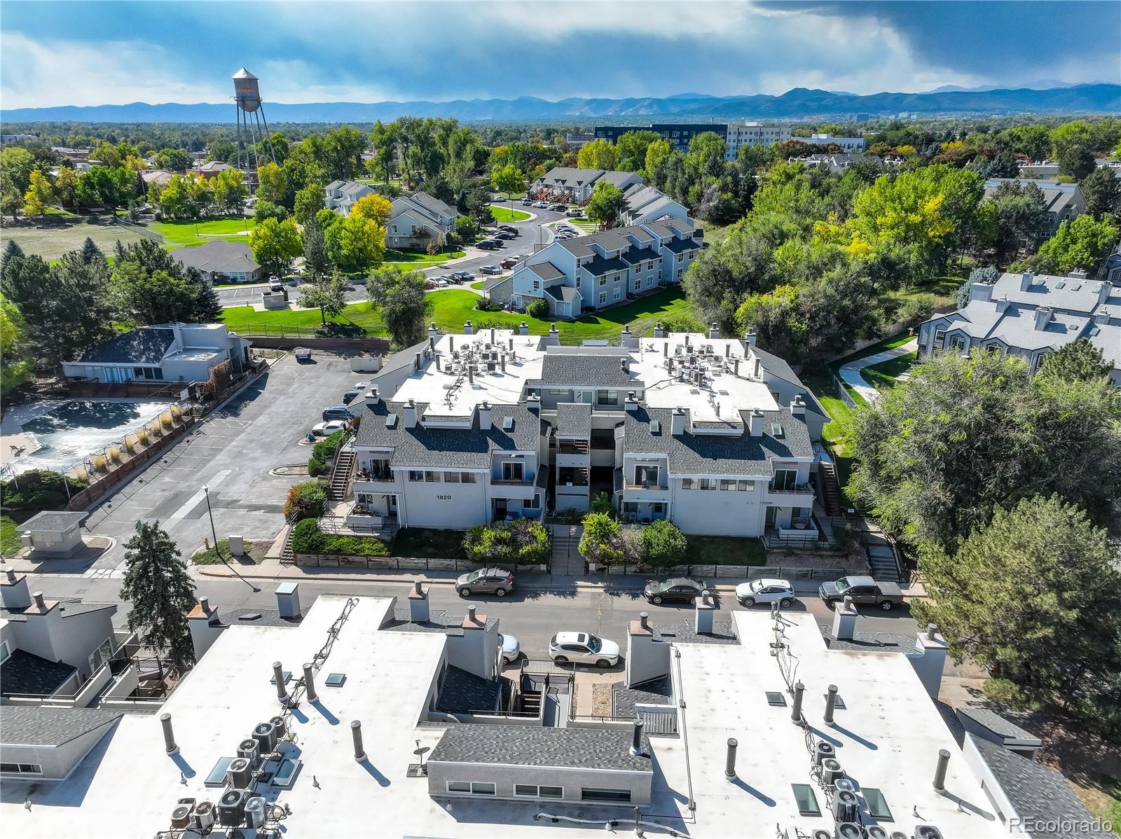 1820 Newland Court Unit: 213