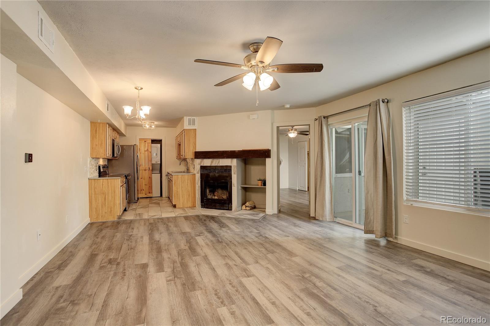 1820 Newland Court Unit: 213