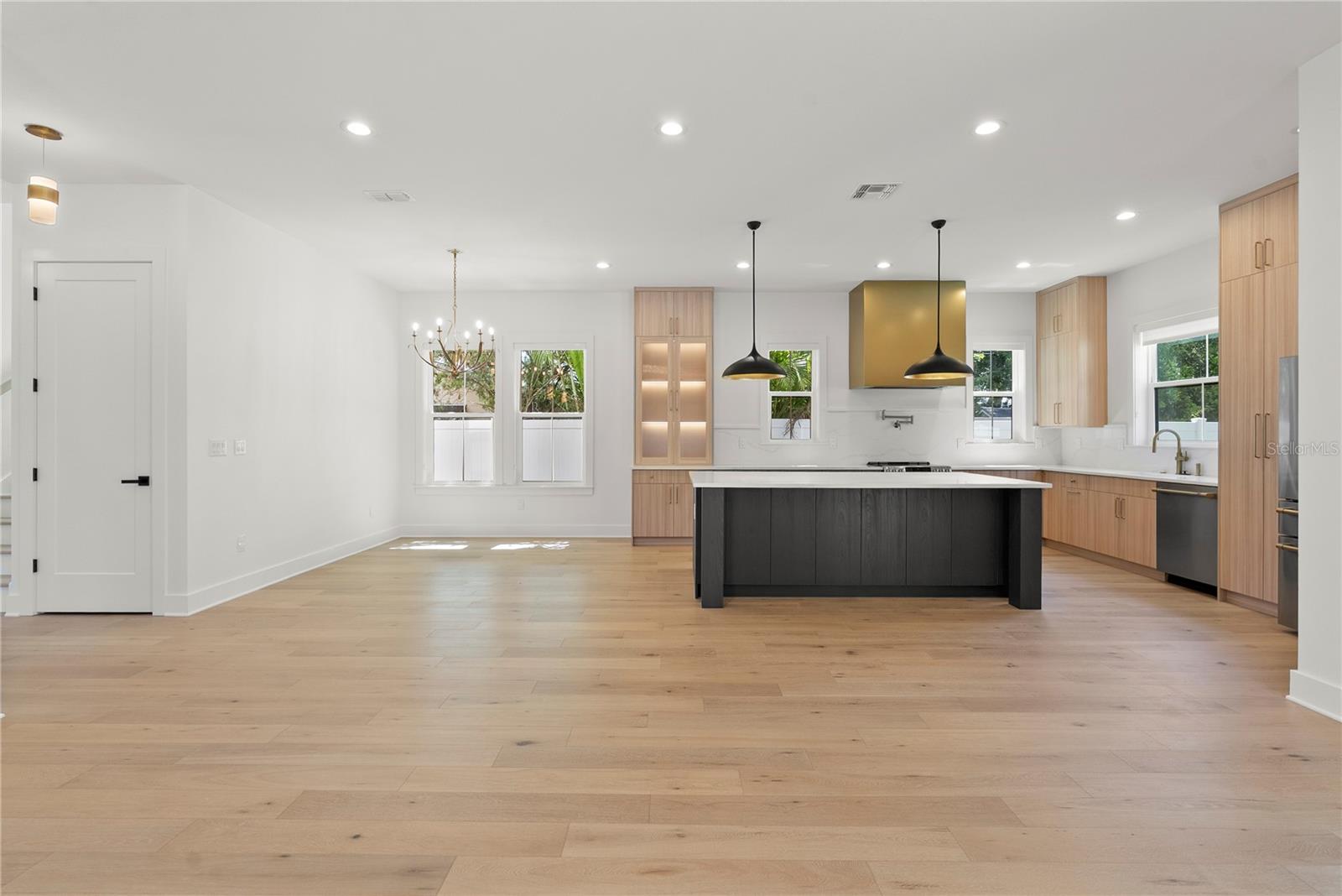 The Euclid Estate –New Construction Luxury Home in St. Petersburg, FL