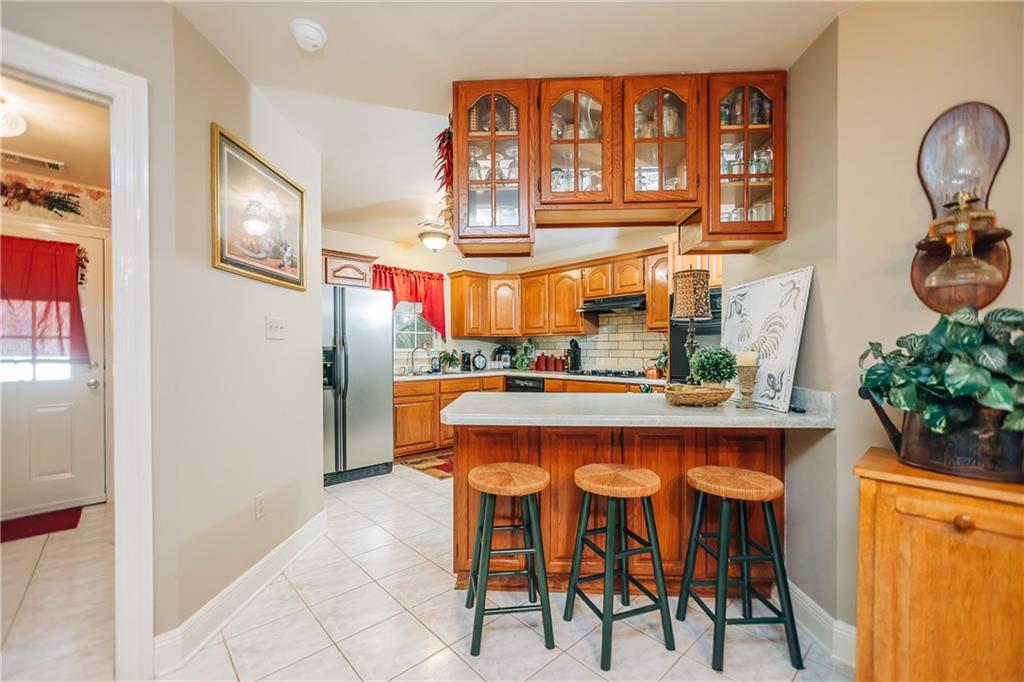 1219 W CHERRY HILL Loop