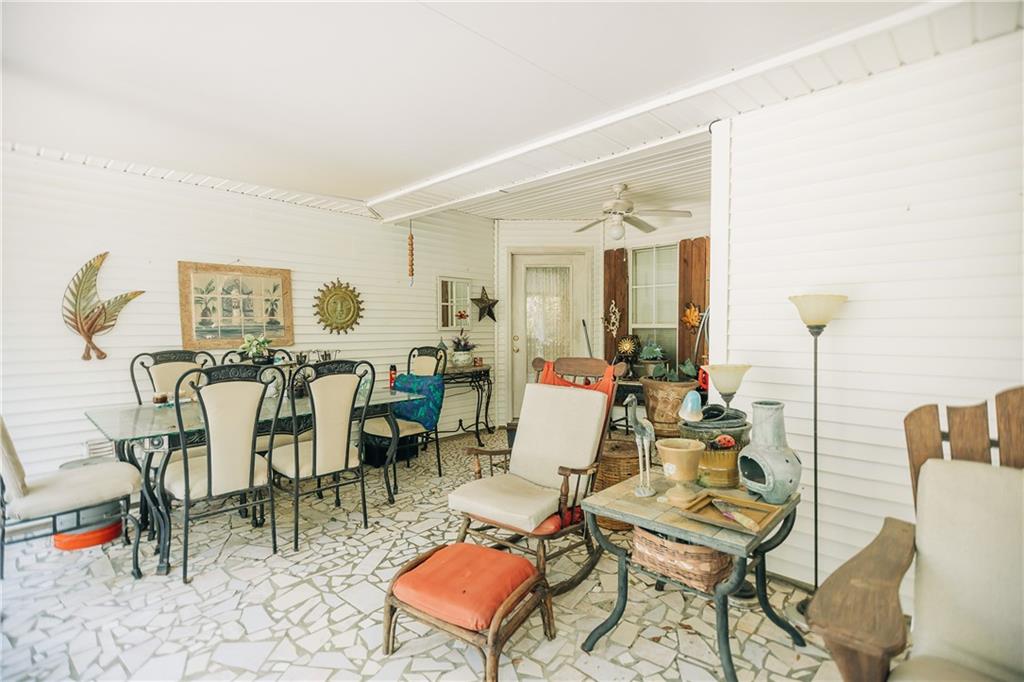 1219 W CHERRY HILL Loop