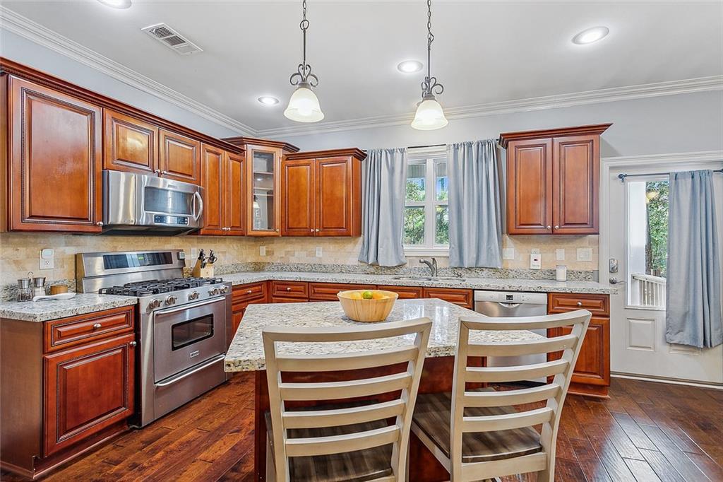 170 PINE CREEK Drive