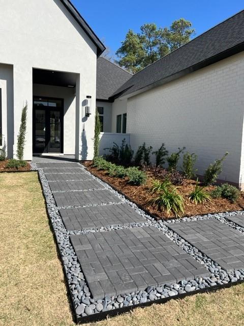 524 NORTH CORNICHE DU LAC Street