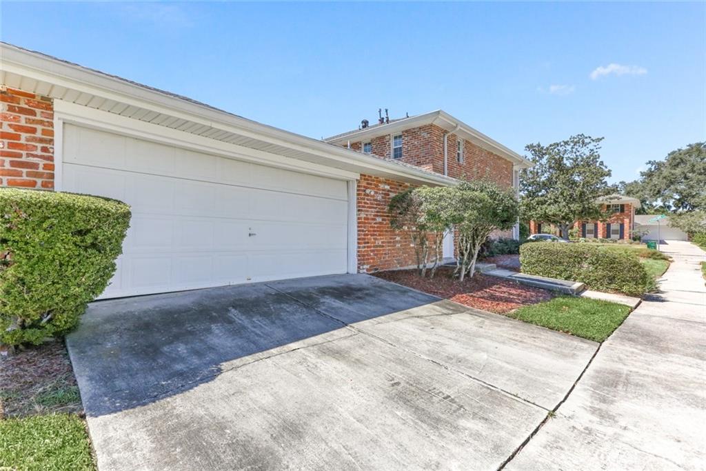 5109 CLEVELAND Place