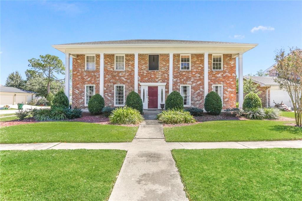 5109 CLEVELAND Place