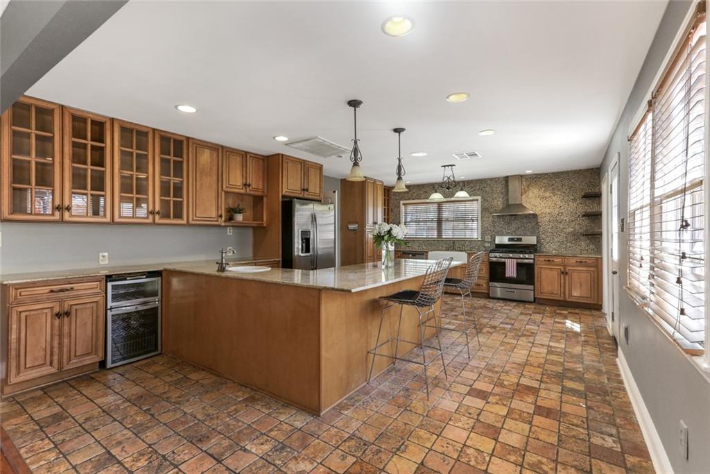 5109 CLEVELAND Place