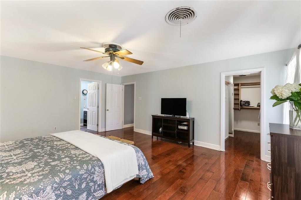 5109 CLEVELAND Place