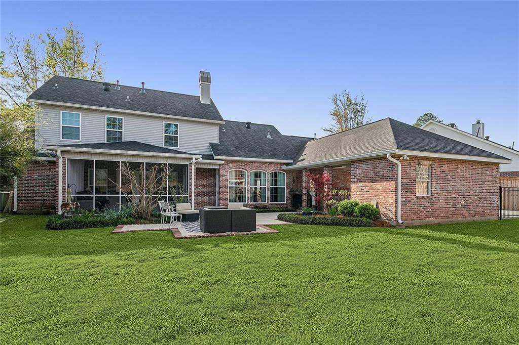 23 FAIRWAY VIEW Court