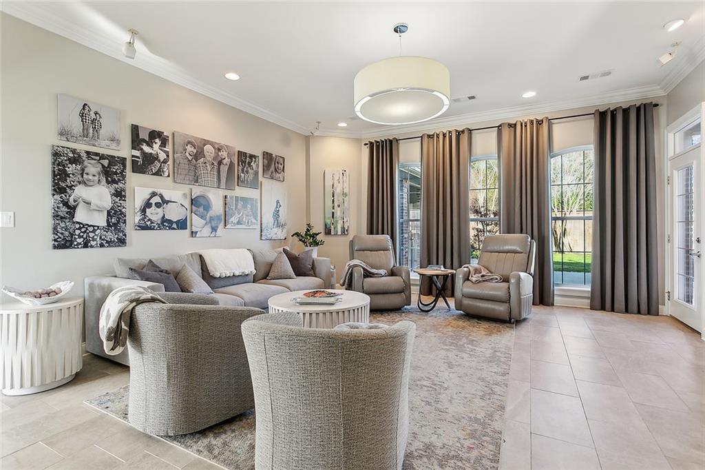 23 FAIRWAY VIEW Court