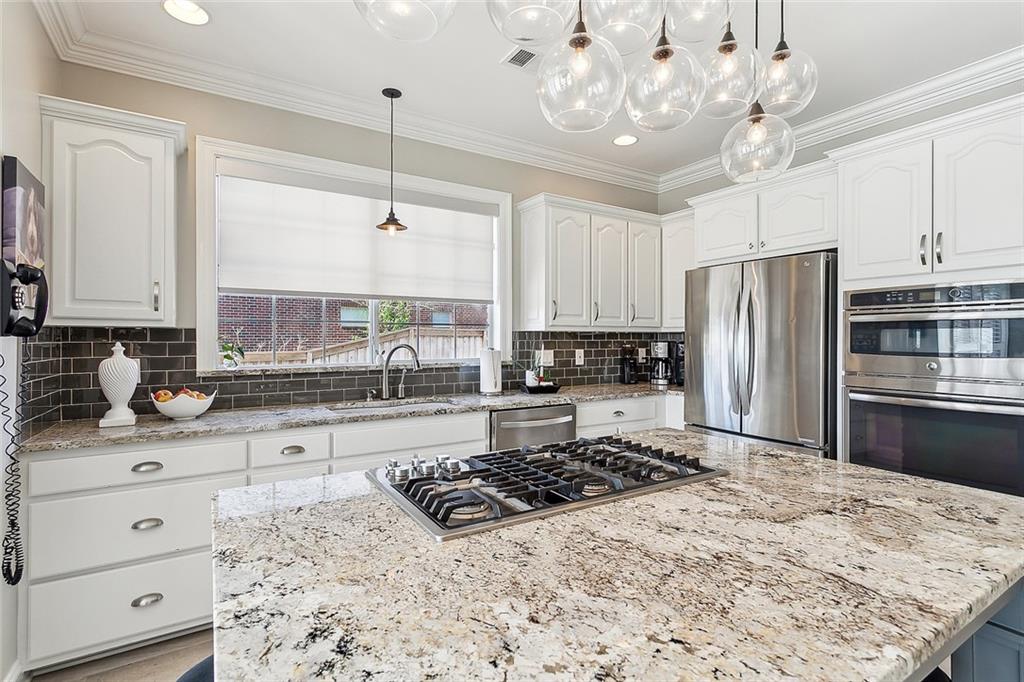 23 FAIRWAY VIEW Court