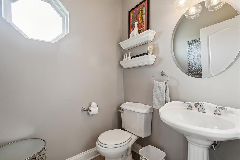 23 FAIRWAY VIEW Court