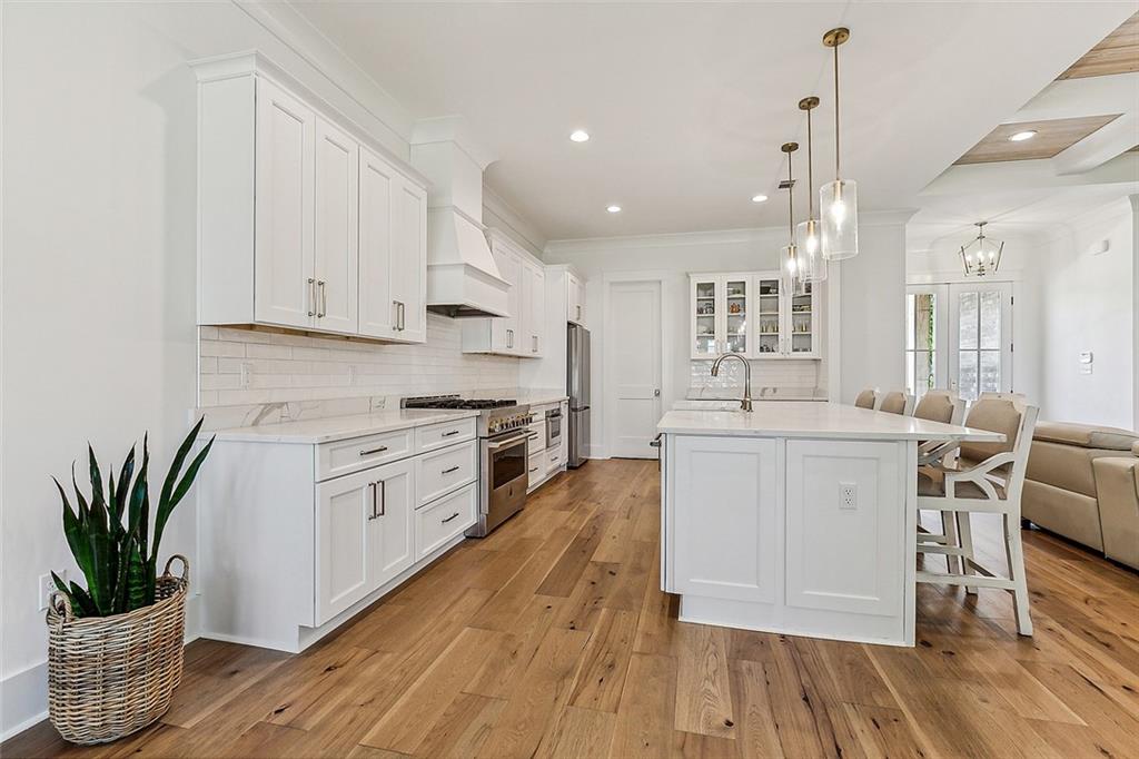 76849 MONEY HILL Parkway