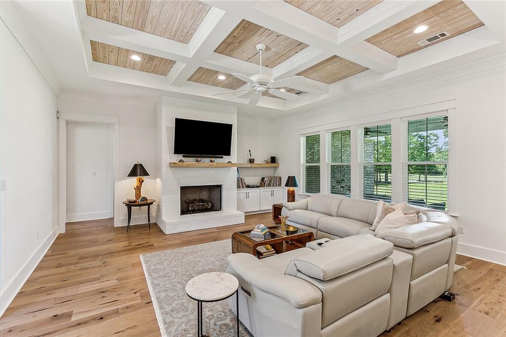 76849 MONEY HILL Parkway