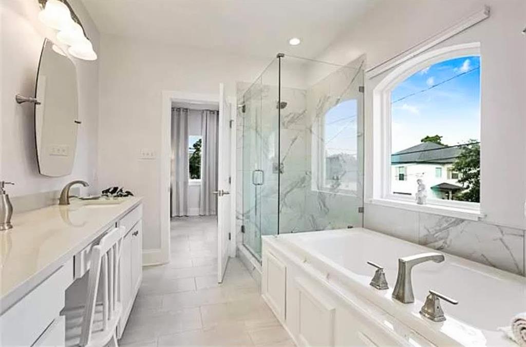 450 CARROLLTON Avenue