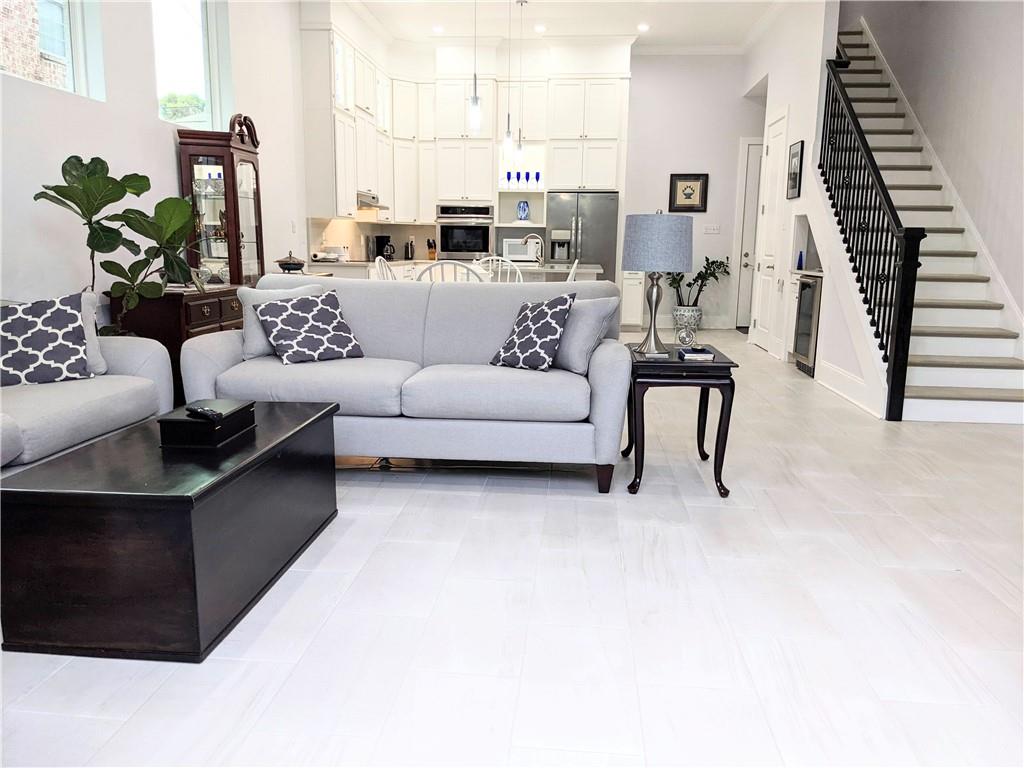 450 CARROLLTON Avenue