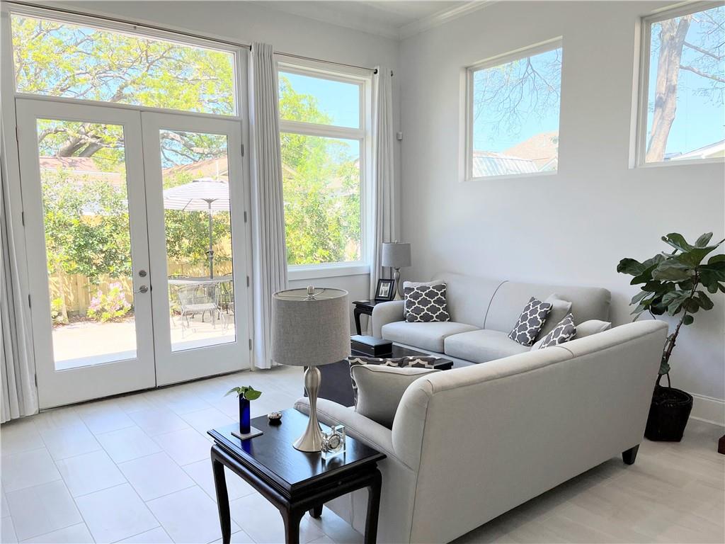 450 CARROLLTON Avenue