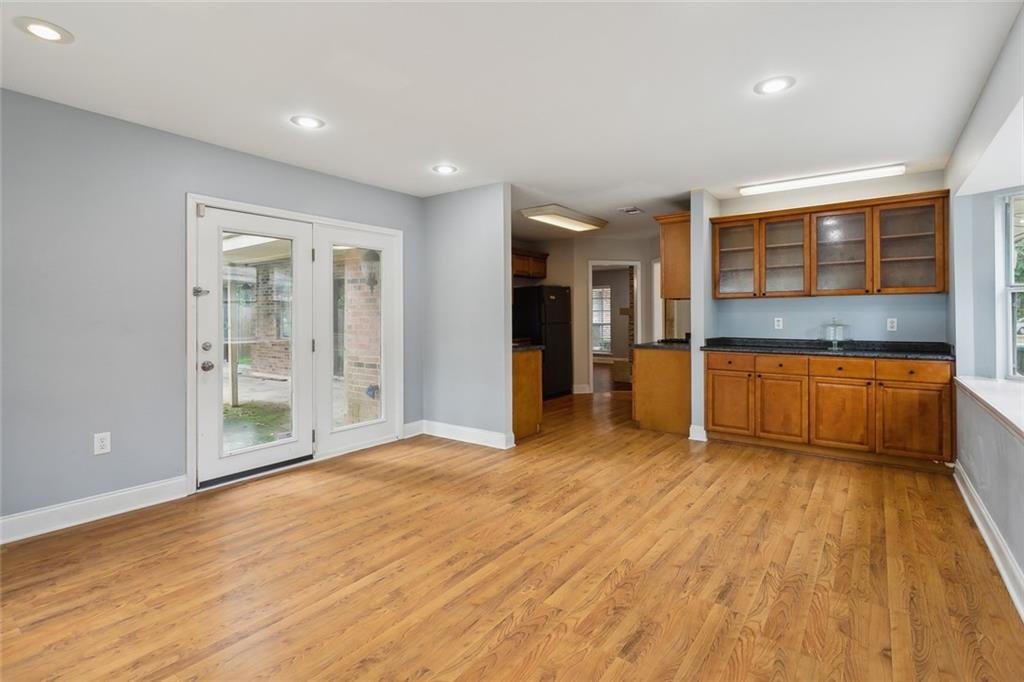 309 E SAINT MARY Drive